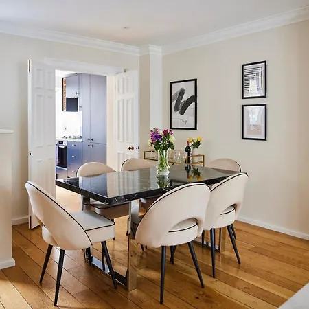 The South Kensington Wonder - Trendy 3Bdr House With Garden Apartment London Exterior photo
