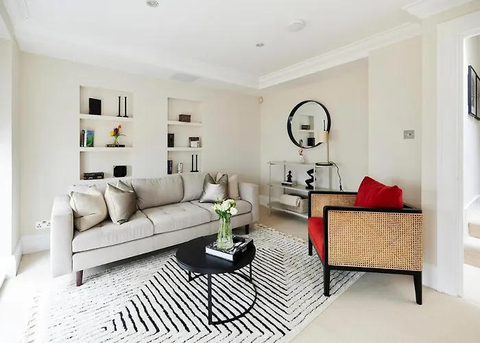 The South Kensington Wonder - Trendy 3Bdr House With Garden