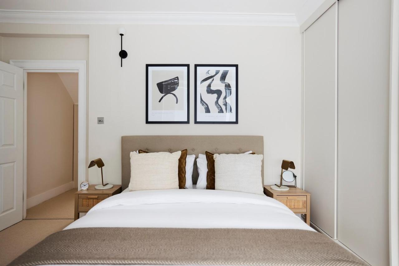The South Kensington Wonder - Trendy 3bdr House With Garden Londen